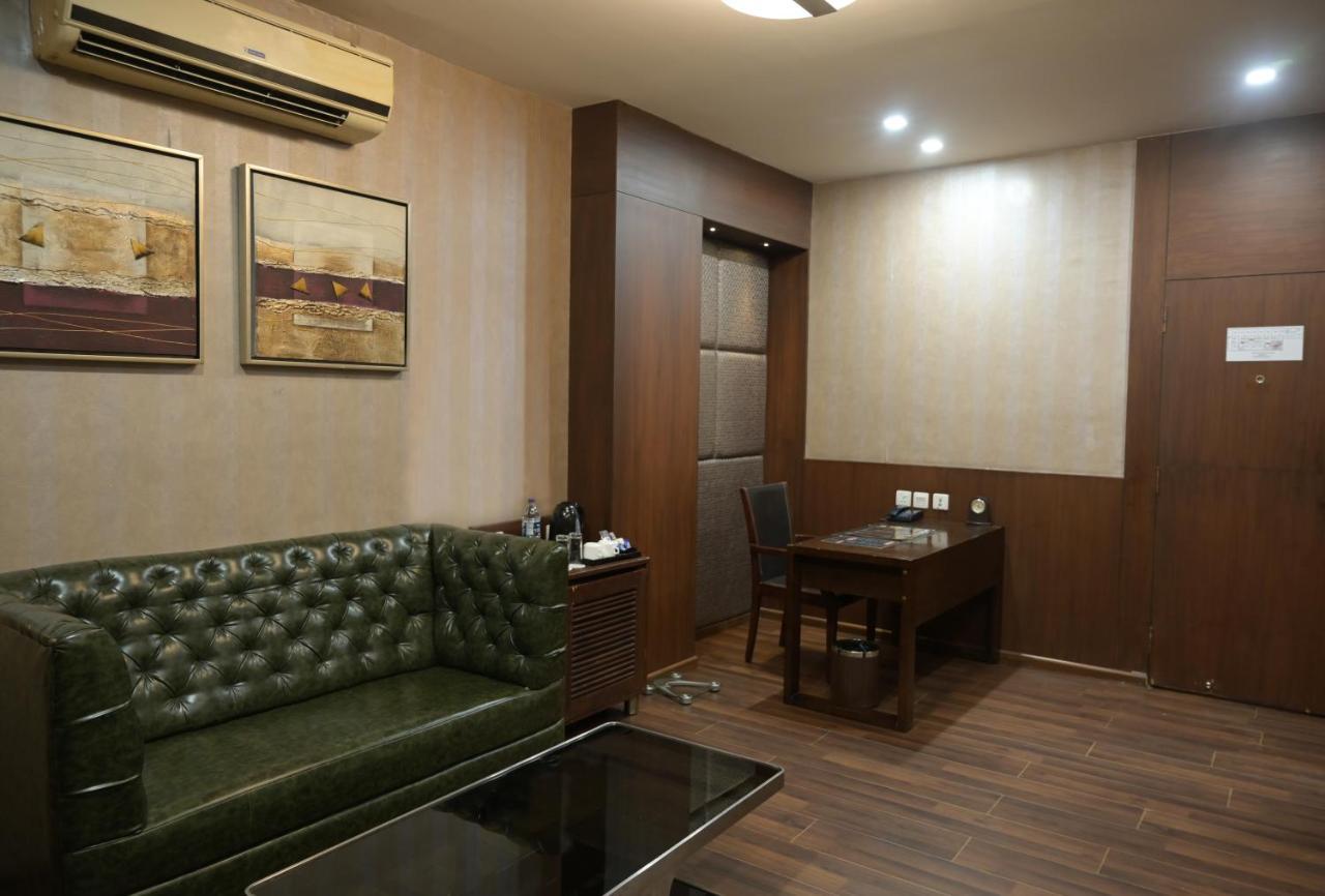The Central Park Rourkela 外观 照片